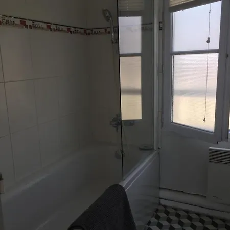 En Duplex Apartment Le Raincy